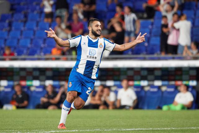 库里16分布朗尼5中1 勇士大胜湖人季前赛5连胜